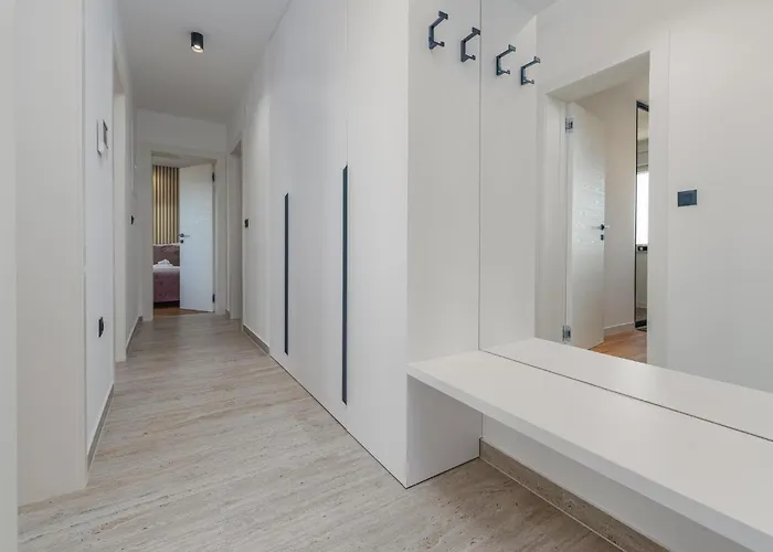 3 Bedroom Awesome In Kožino