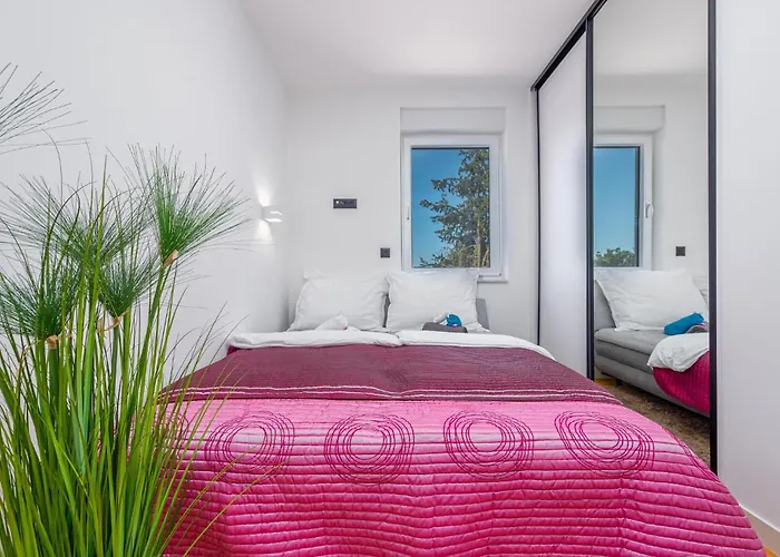 3 Bedroom Awesome In