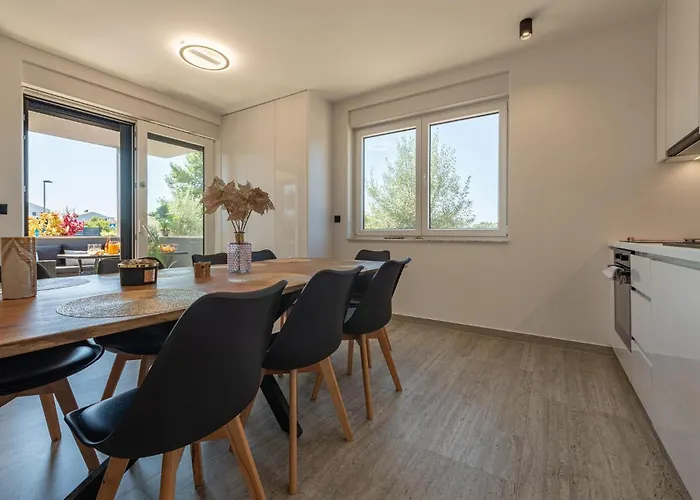 아파트 3 Bedroom Awesome In
