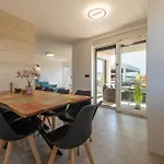 3 Bedroom Awesome In Apartman *