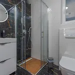 3 Bedroom Awesome In Apartman Kožino