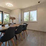 Apartman 3 Bedroom Awesome In