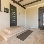 Apartman 3 Bedroom Awesome In Kožino