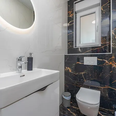 3 Bedroom Beautiful In * Kožino